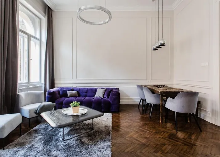 Opera With Free Parking, 2br2ba, Ac 公寓 布达佩斯