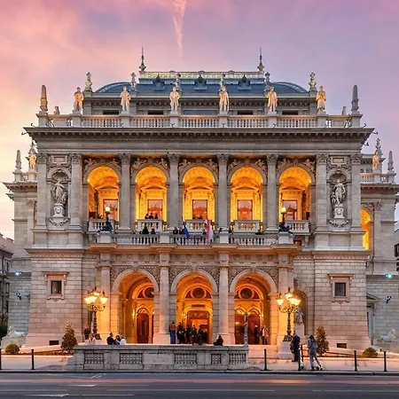 Opera With Free Parking, 2br2ba, Ac 아파트 *